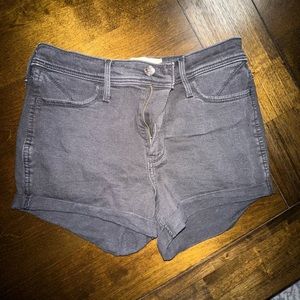 Hollister “short short” size 7/28 black denim